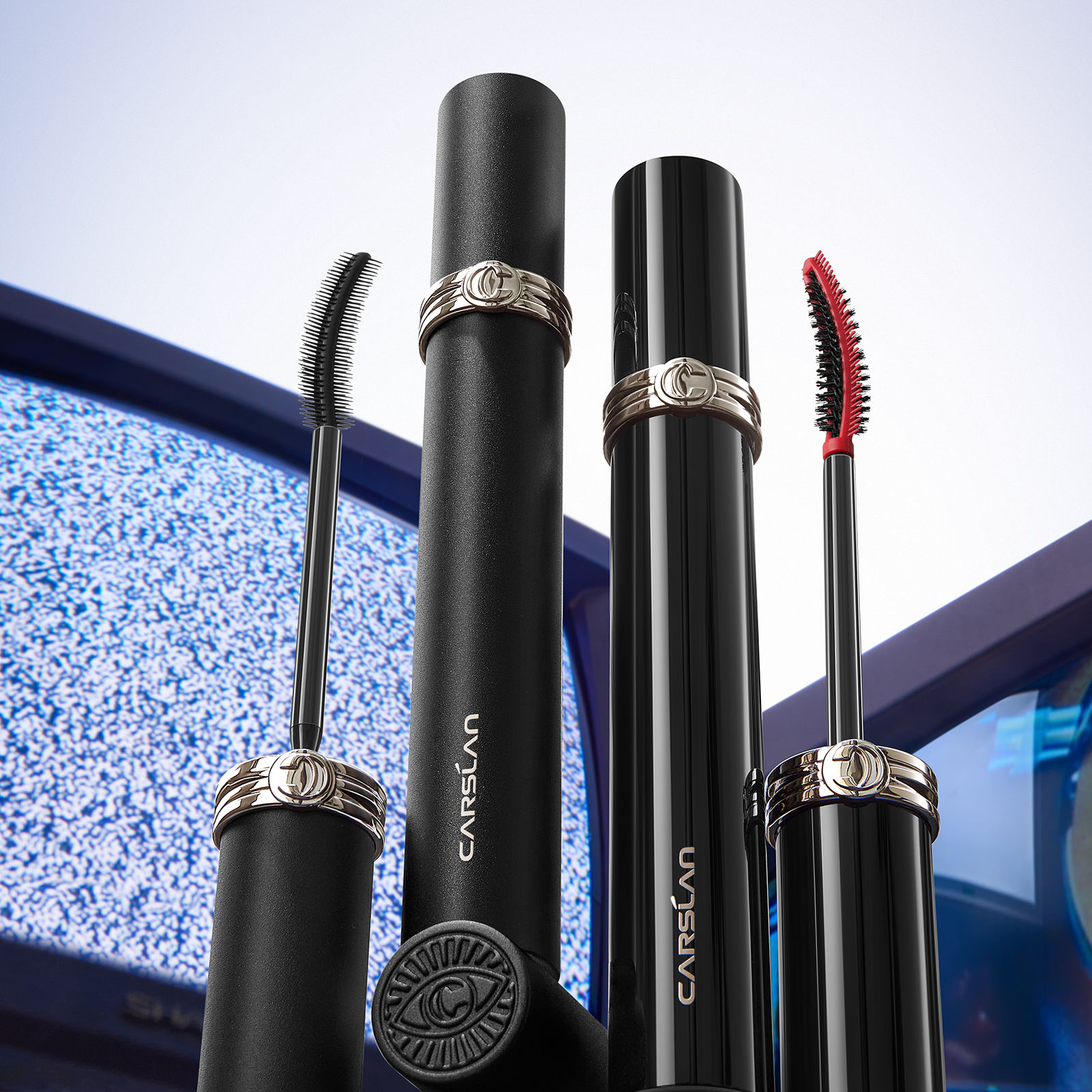 Black Magnet Soft Focus Powder